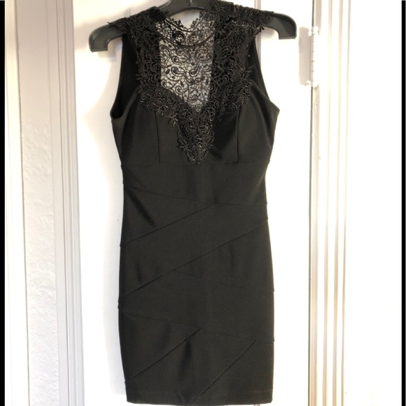 Black dress - Picture 1 of 4